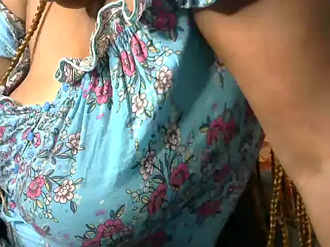 Snapshot of Thobi2020 chatting on March 8, 8:44 am Thobi2020 online show from March 8, 8:44 am