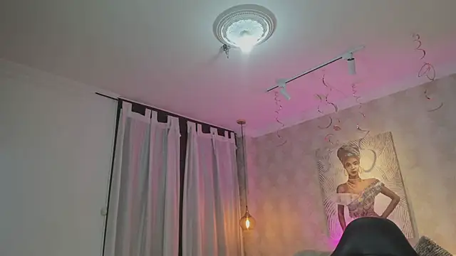 Snapshot of Shantall__ chatting on February 10, 11:14 am Shantall online show from February 10, 11:14 am