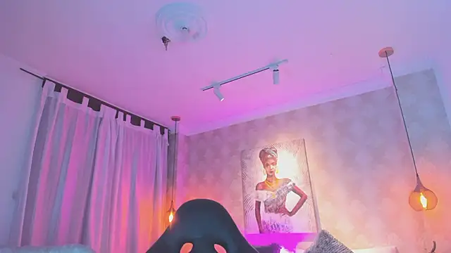 Snapshot of Shantall__ chatting on February 12, 11:38 am Shantall online show from February 12, 11:38 am