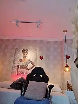 Snapshot of Shantall__ chatting on February 16, 12:12 pm Shantall online show from February 16, 12:12 pm