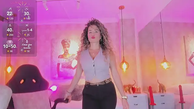 Snapshot of Shantall__ chatting on July 11, 11:13 am Shantall online show from July 11, 11:13 am