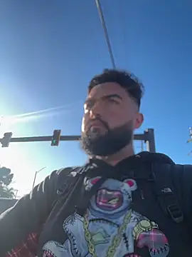 Snapshot of bigdickgio6923 chatting on February 11, 1:16 pm bigdickgio6923 online show from February 11, 1:16 pm