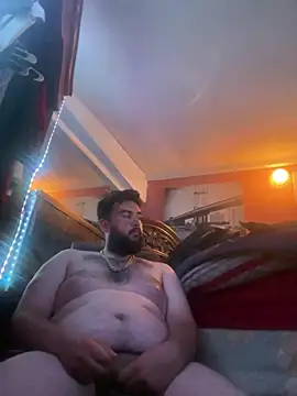 Snapshot of bigdickgio6923 chatting on February 28, 2:23 am bigdickgio6923 online show from February 28, 2:23 am