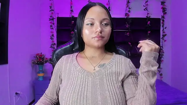 sweelanna   online show from March 28, 2:22 am