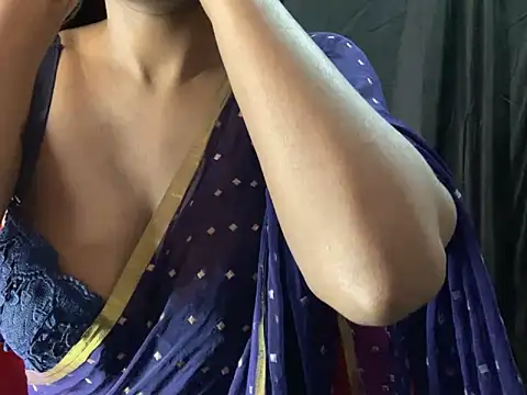 Sexy trisha  7 online show from January 28, 4:19 pm
