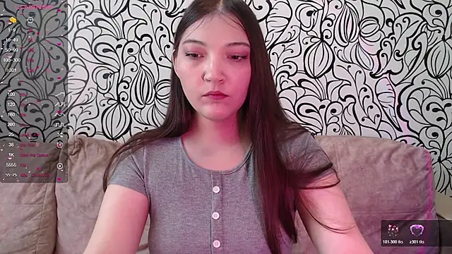 Snapshot of AlisaDevis chatting on February 4, 11:38 am AlisaDevis online show from February 4, 11:38 am