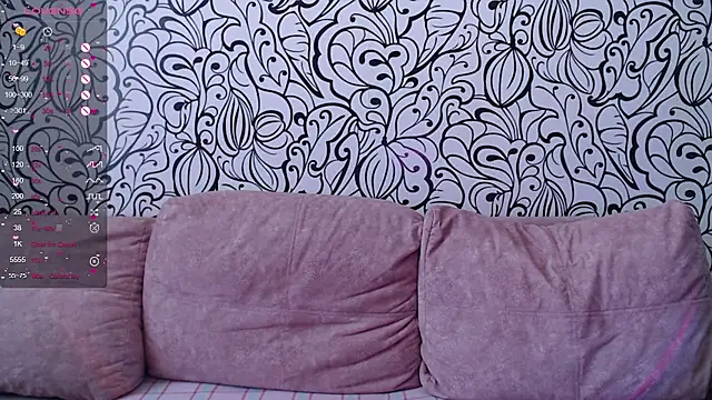 Snapshot of AlisaDevis chatting on March 15, 10:32 am AlisaDevis online show from March 15, 10:32 am