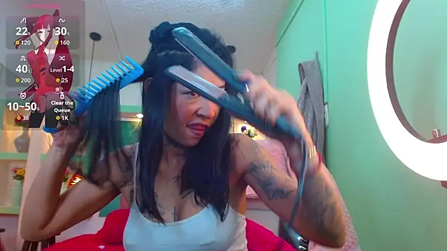 lorenapinto online show from January 13, 9:09 pm