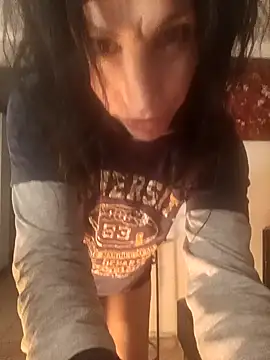 freyamoret online show from December 11, 5:59 pm