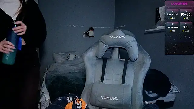 candy maggie online show from November 5, 5:24 pm