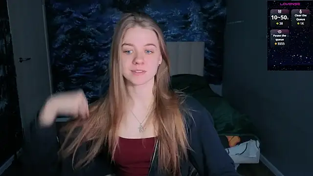 candy maggie online show from April 8, 2:17 pm