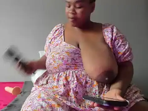 ThickLeeyanaX online show from December 18, 3:44 pm