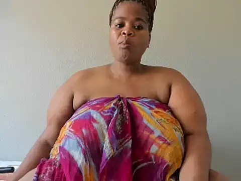 ThickLeeyanaX online show from February 14, 9:24 am