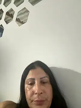 Snapshot of Angelicvill chatting on October 16, 10:27 am Angelicvill online show from October 16, 10:27 am