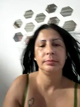 Snapshot of Angelicvill chatting on November 11, 9:42 am Angelicvill online show from November 11, 9:42 am