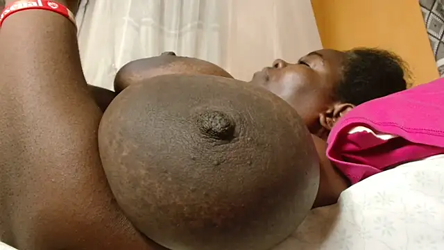 titi fiesta online show from November 29, 4:43 pm