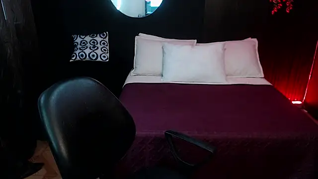 pretty cristal69 online show from January 16, 12:42 pm