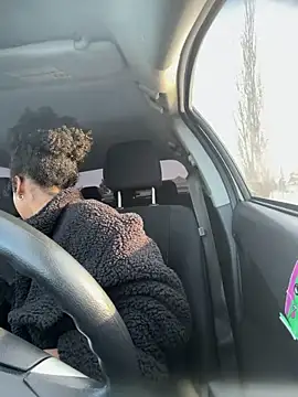 Your Paris online show from December 21, 7:54 pm