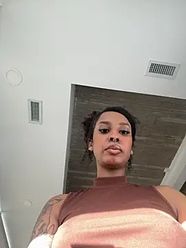 Your Paris online show from February 14, 4:37 pm