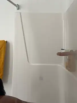 Your Paris online show from February 15, 5:15 am