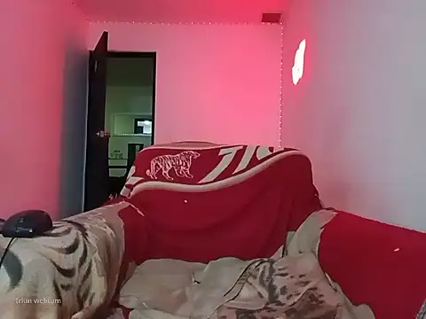 lucydreamm online show from October 19, 12:55 am