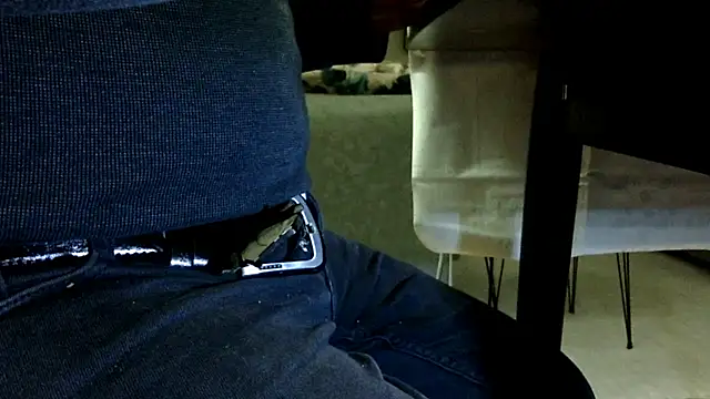 Snapshot of by-panic chatting on October 13, 9:26 pm by-panic online show from October 13, 9:26 pm