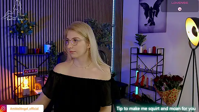 Snapshot of Amitiel_Angel chatting on February 20, 7:55 am Amitiel Angel online show from February 20, 7:55 am