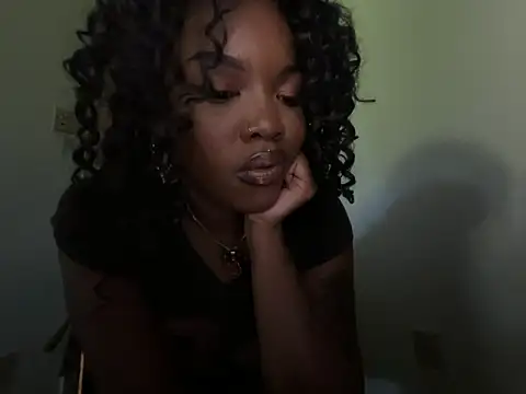 Snapshot of magicalc00ch chatting on June 22, 11:02 pm magicalc00ch online show from June 22, 11:02 pm
