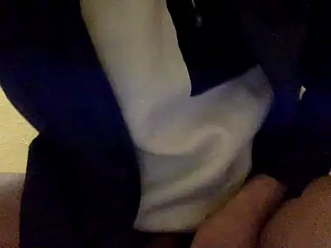 yadavindra85 online show from November 15, 2:42 am