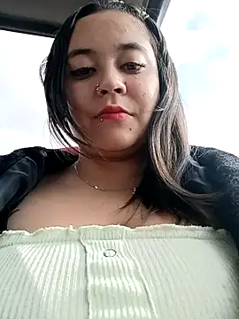 Cristal  04 online show from December 9, 8:33 pm