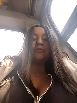 Cristal  04 online show from March 26, 2:55 pm