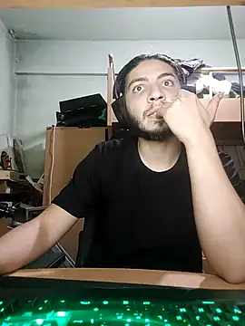 Snapshot of kleineid77 chatting on July 11, 8:22 pm kleineid77 online show from July 11, 8:22 pm