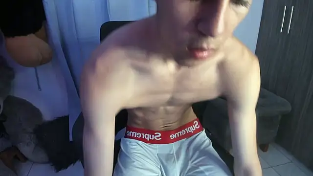 isaaclatino online show from November 10, 7:29 am