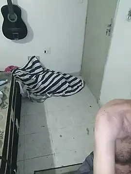 Snapshot of pikalindaxx chatting on February 17, 9:32 pm pikalindaxx online show from February 17, 9:32 pm