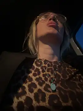 casalinga88 online show from March 19, 6:45 pm