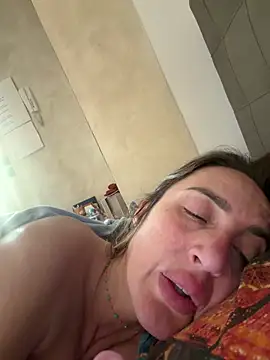 casalinga88 online show from March 24, 5:56 am