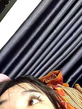 Berrysweet 68 online show from March 21, 2:18 pm