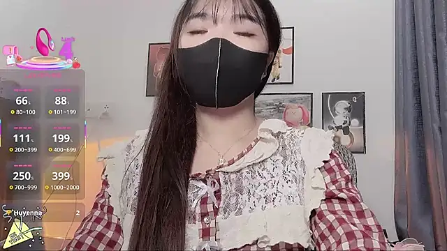 Berrysweet 68 online show from March 22, 6:25 pm