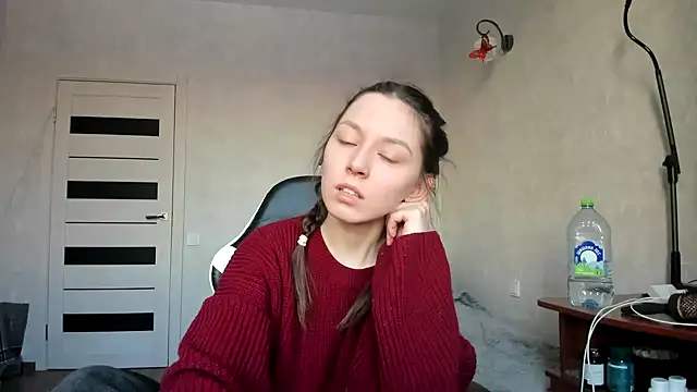 Adela Vetta online show from February 25, 2:00 pm