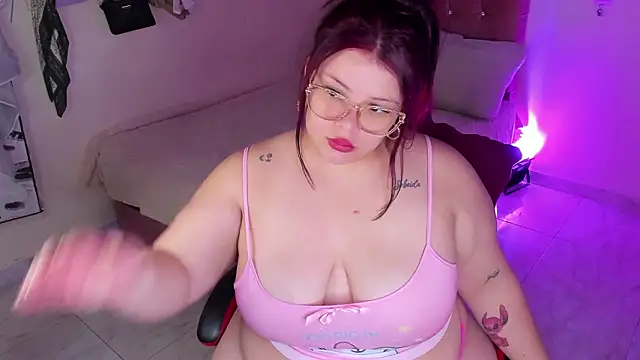 Snapshot of Sheryl_Hamilton chatting on February 20, 1:11 pm Sheryl Hamilton online show from February 20, 1:11 pm