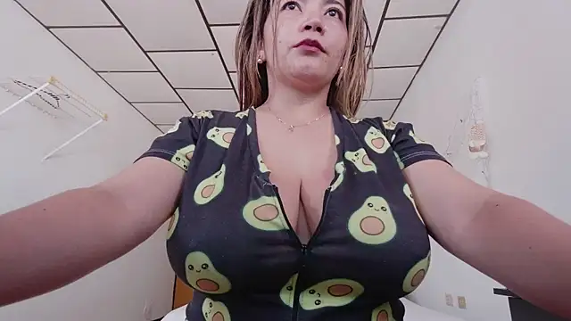 tara rios online show from January 9, 1:25 pm