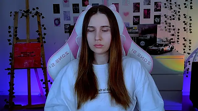 AliceCharmy online show from October 18, 5:32 am