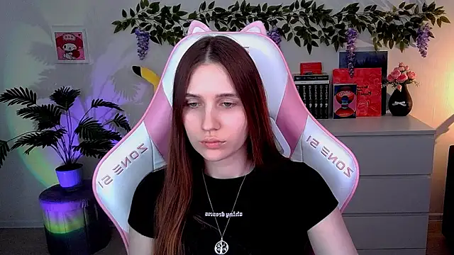 AliceCharmy online show from March 20, 4:12 pm