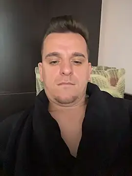 Huge cock22cm online show from April 1, 9:32 am