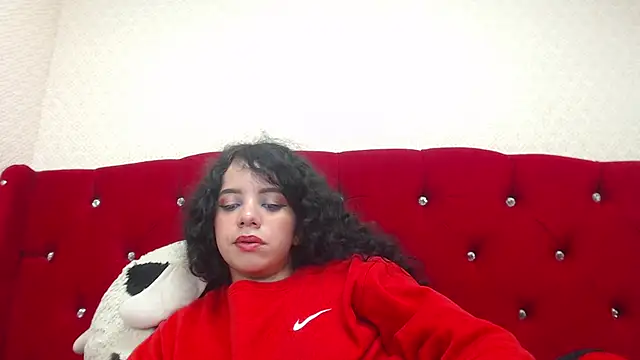 EmmaCowperr online show from February 4, 2:32 pm