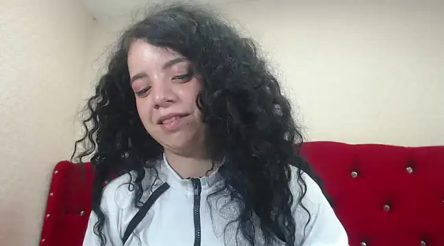 EmmaCowperr online show from February 5, 9:40 pm