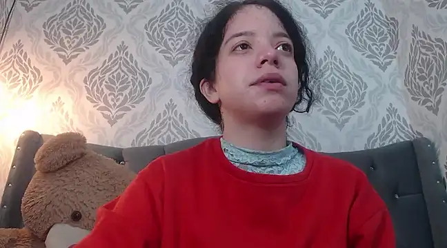 EmmaCowperr online show from March 4, 12:55 pm