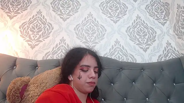 EmmaCowperr online show from March 14, 5:57 pm