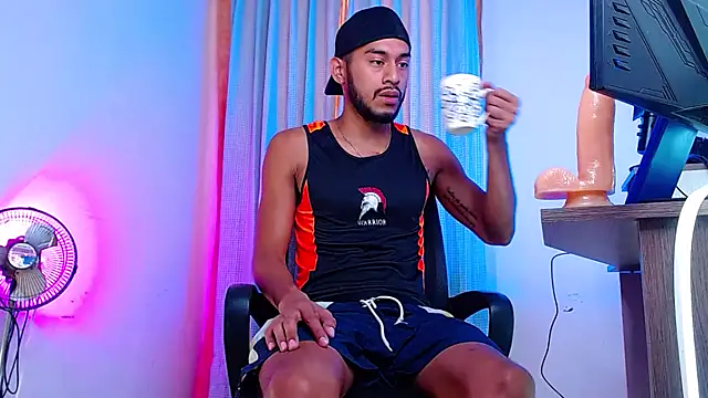 DanteSantoro online show from April 8, 11:54 am