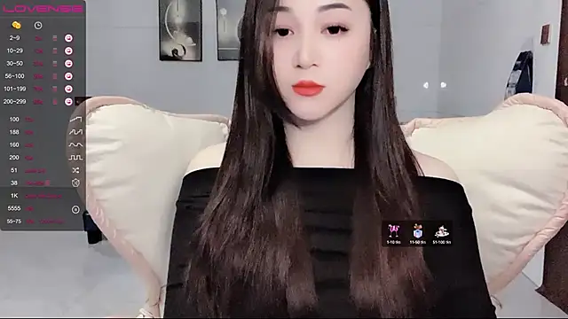 Snapshot of kolll88 chatting on February 21, 3:43 pm kolll88 online show from February 21, 3:43 pm